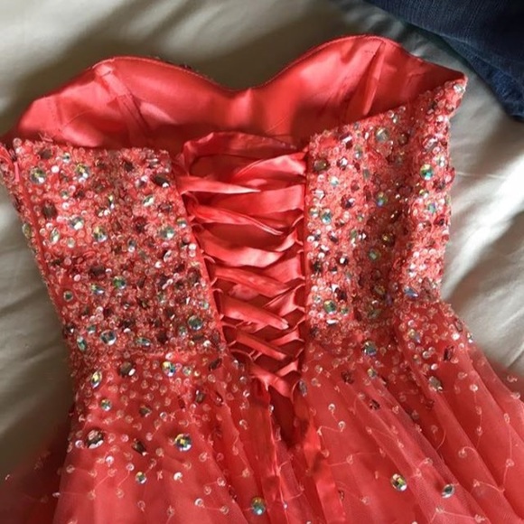 Pink homecoming/prom dress - Picture 2 of 3
